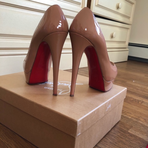 Christian Louboutin Nude Lady Peep 150 Patent Calf - Picture 3 of 9